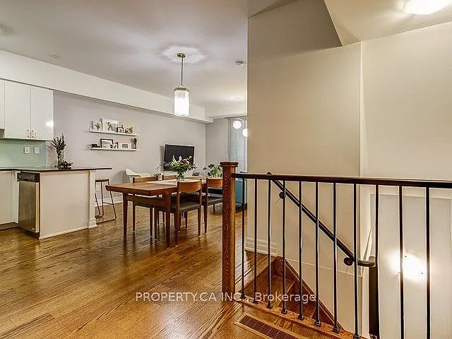 15 Sousa Mendes St #702 — Photo 12