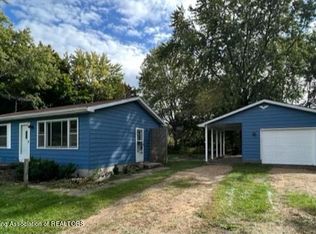 10450 Barnes Rd, Eaton Rapids, MI 48827