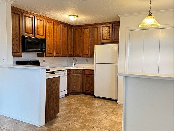 4th image of 3329 Longleaf Cir