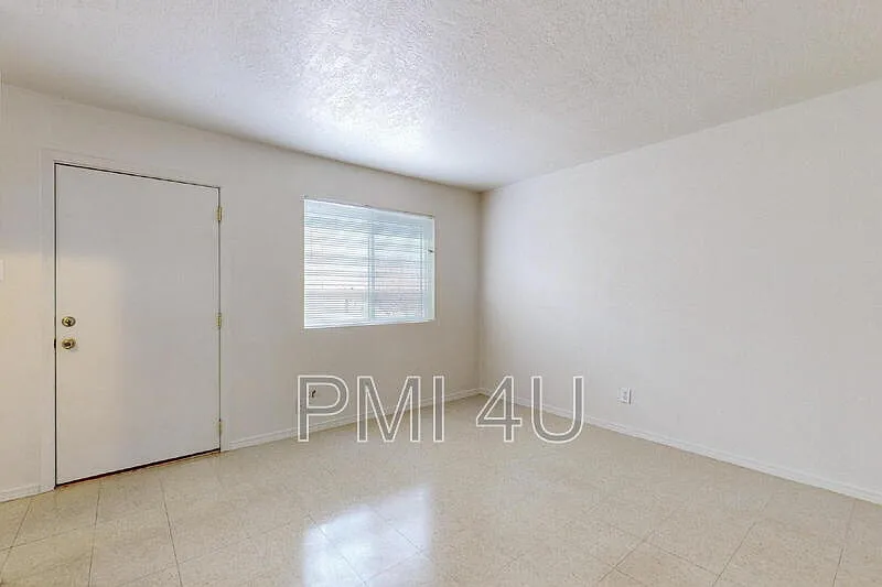 2 bed, 1.0 bath, 675 sqft, $850 — Photo 4