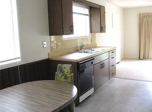 3rd image of 1604 Avenue F