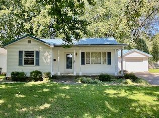 112 Paint Creek Ln, Carmi, IL 62821