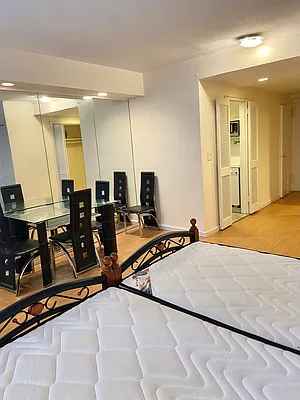 Rented by E Realty International Corp | media 23