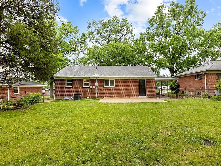 8015 Canton Ave — Photo 17