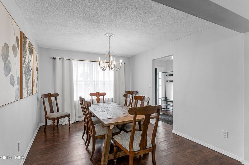 5th image of 252 Ballston Avenue