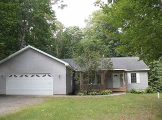 1096 Owen Dr, Petoskey, MI 49770