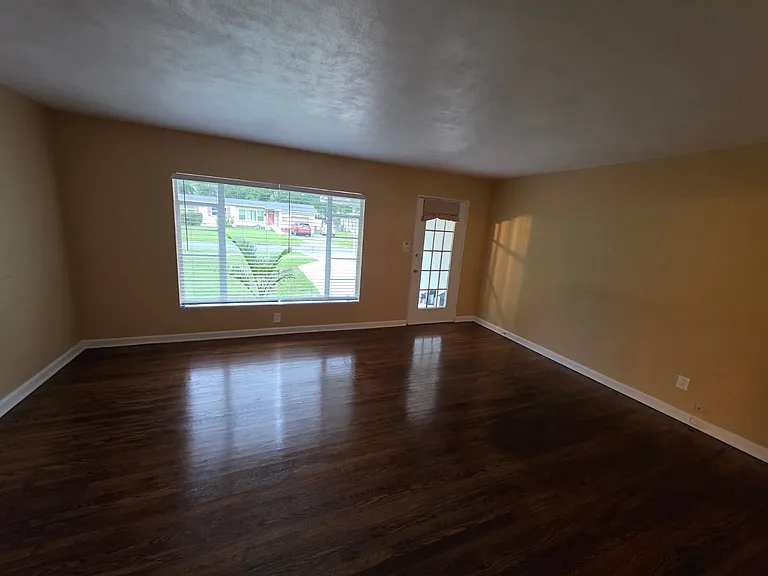 7165 Conway Cir — Photo 9