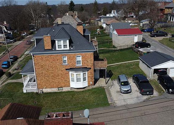 2nd image of 700 Ravenswood Ave Floor 3