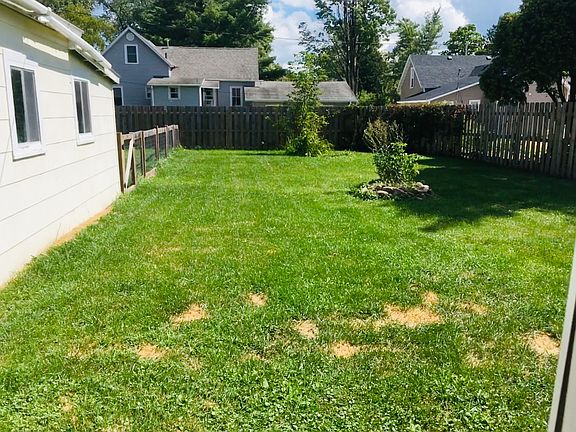 Private, fenced backyard 