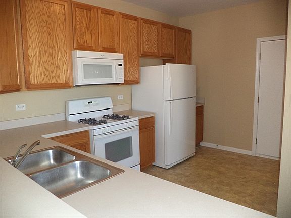 4th image of 362 S Litchfield Dr