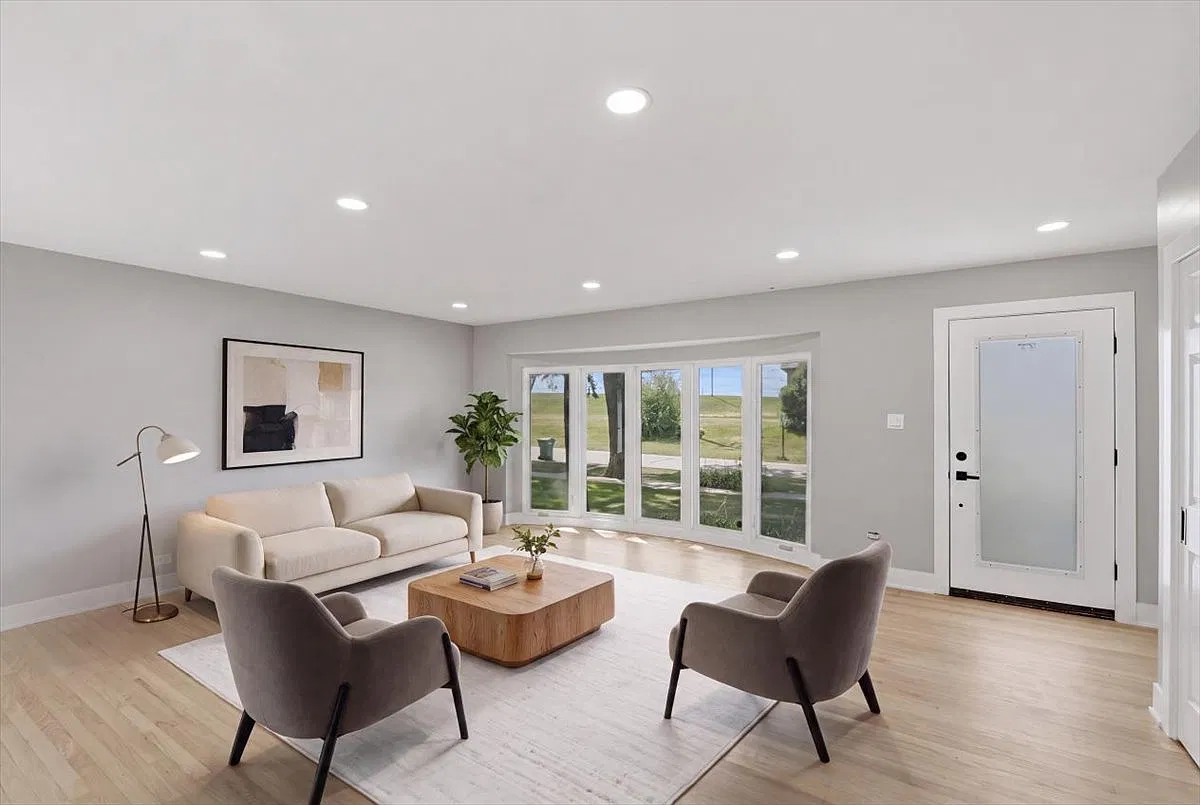 4 bed, 2619 sqft, $3,600 — Photo 4