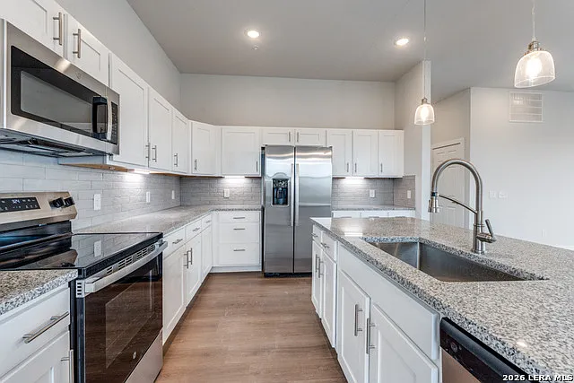330 E Carson St #2301 — Photo 6