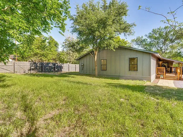 3313 Oak Aly — Photo 8