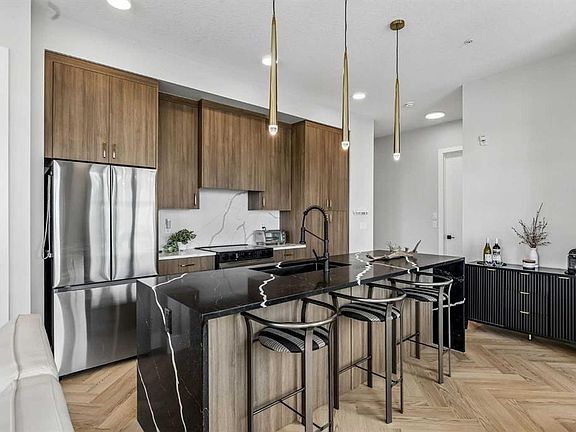 4th image of 330 N Dieppe Dr SW #103