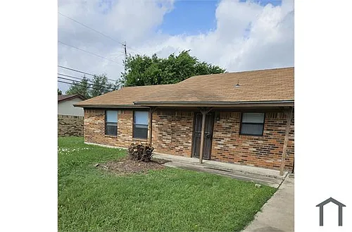 2109 Schwertner Dr Photo 1