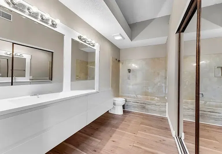 930 E Primrose St #D4 — Photo 3