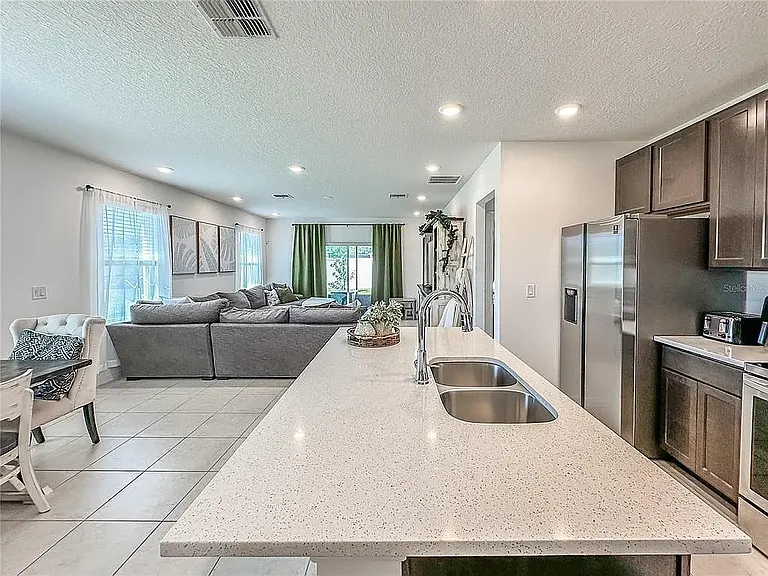810 Bocavista Ct — Photo 12
