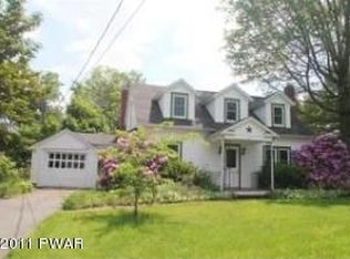 80 Milanville Rd, Beach Lake, PA 18405