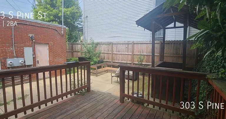 303 S Pine St — Photo 9