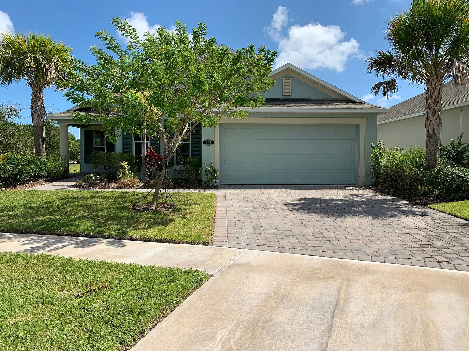 3 bed, 2.0 bath, 1757 sqft, $2,299 — Photo 1