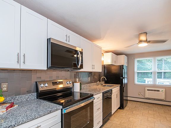 2nd image of 33 Garden Road #11
