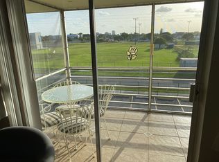 17001 NE 13th Ave, Miami, FL 33162