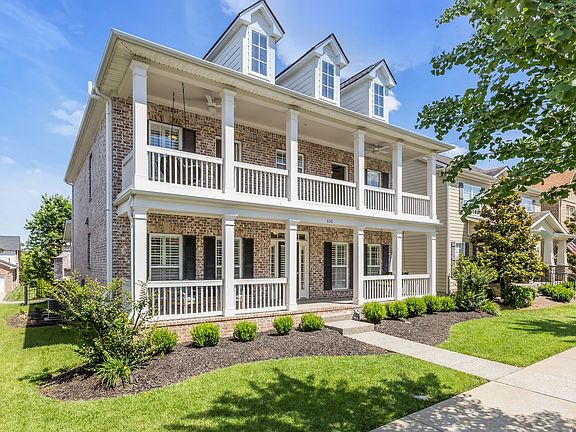 3rd image of 630 Patriot Ln
