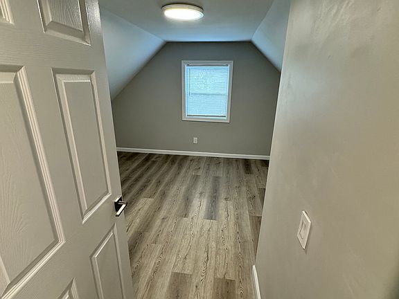 3rd image of 70 Bedford Ave