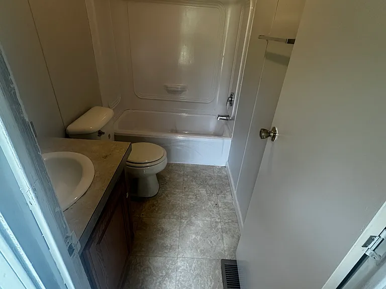 184 Brush Arbor Ln — Photo 3