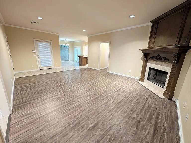 17115 Cedar Dr — Photo 3
