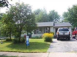 35 Virginia Manor Rd, Gates, NY 14606