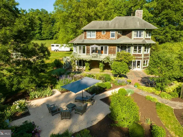 260 Hood Rd, West Grove, PA 19390