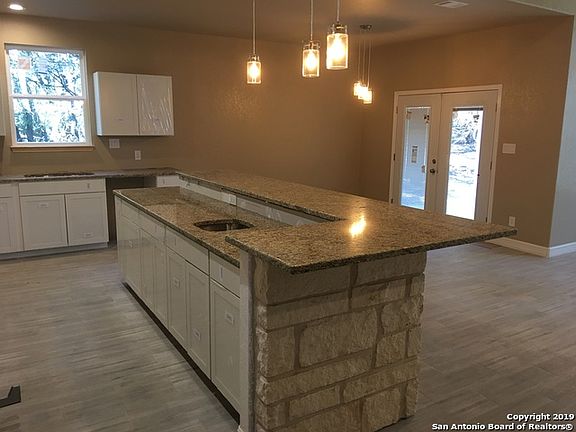 5th image of 1731 Westview Court Dr