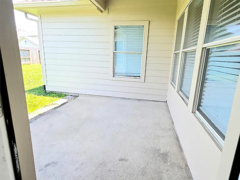 21002 White Oak Ridge Dr — Photo 17