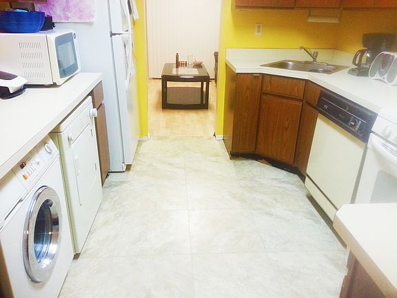 2nd image of 2205 Gulfstream Way