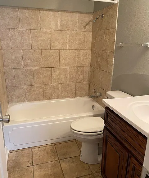 115 Walnut St — Photo 12