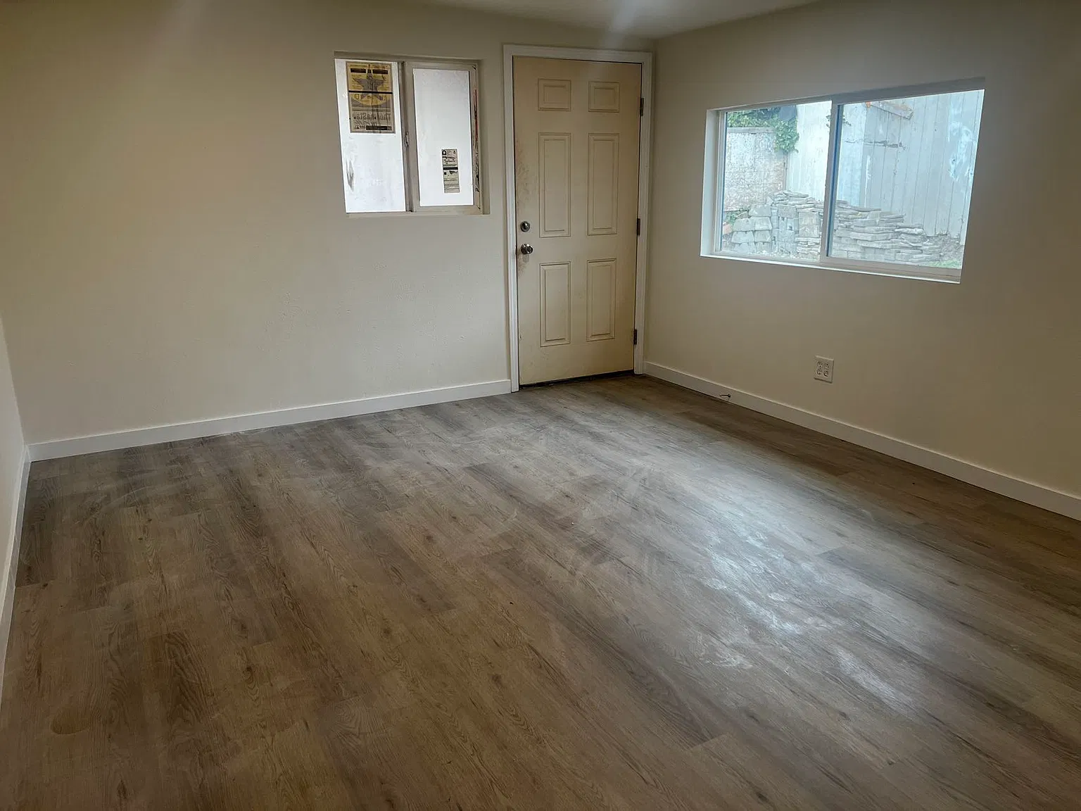 4 bed, 2.5 bath, 1704 sqft, $3,200 — Photo 3