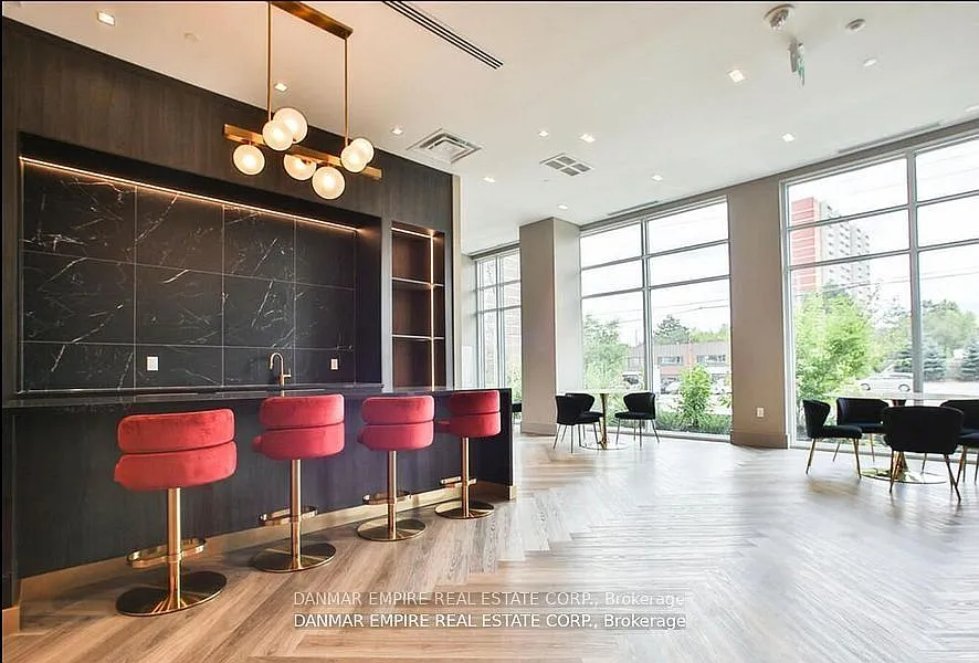 2 bed, $2,850 — Photo 4