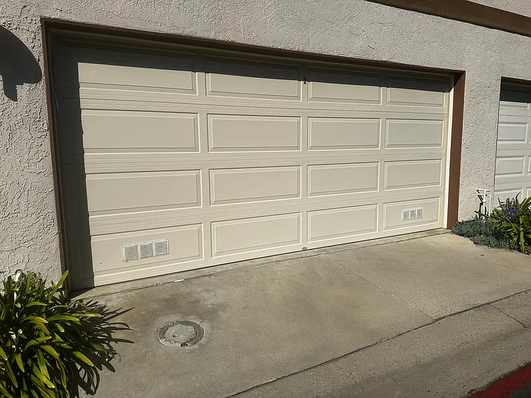 746 Stuart Ln — Photo 11