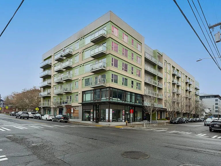 1760 NW 56th St #218 — Photo 3