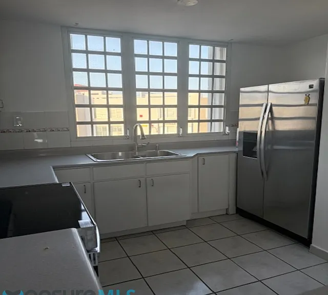 Cll Miguel Pou Boulevard #402 — Photo 4
