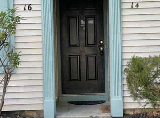 14 Foxglove Dr, Riverside, NJ 08075