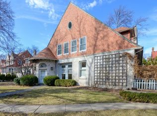 1112 Forest Ave, Evanston, IL 60202