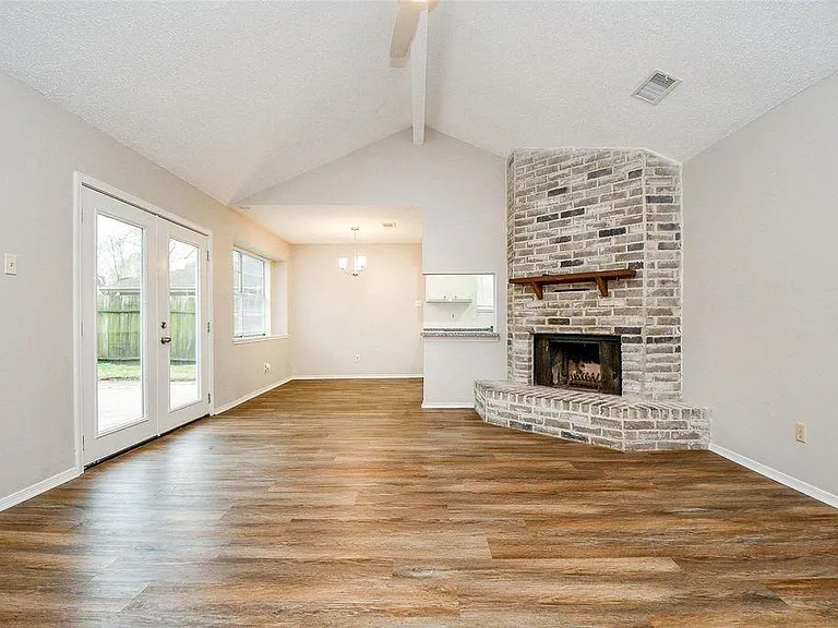 11222 Broadsweep Dr — Photo 2