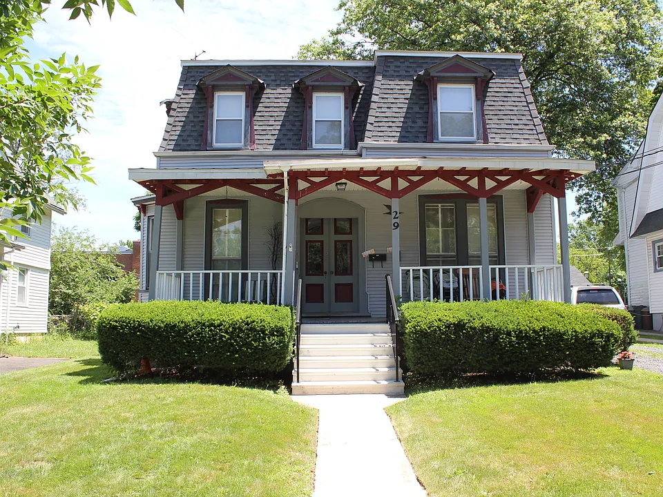 29 Grove St #2
