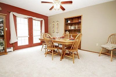 3rd image of 2523 Gee Dr SE