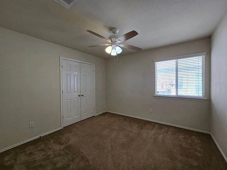 4604 Black Forest Ln — Photo 23