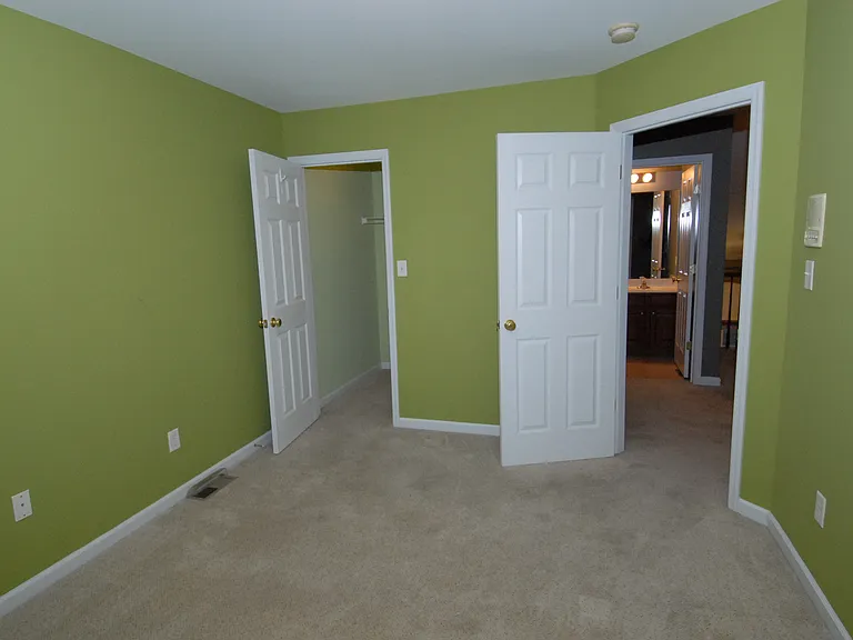 603 Country Village Dr — Photo 16