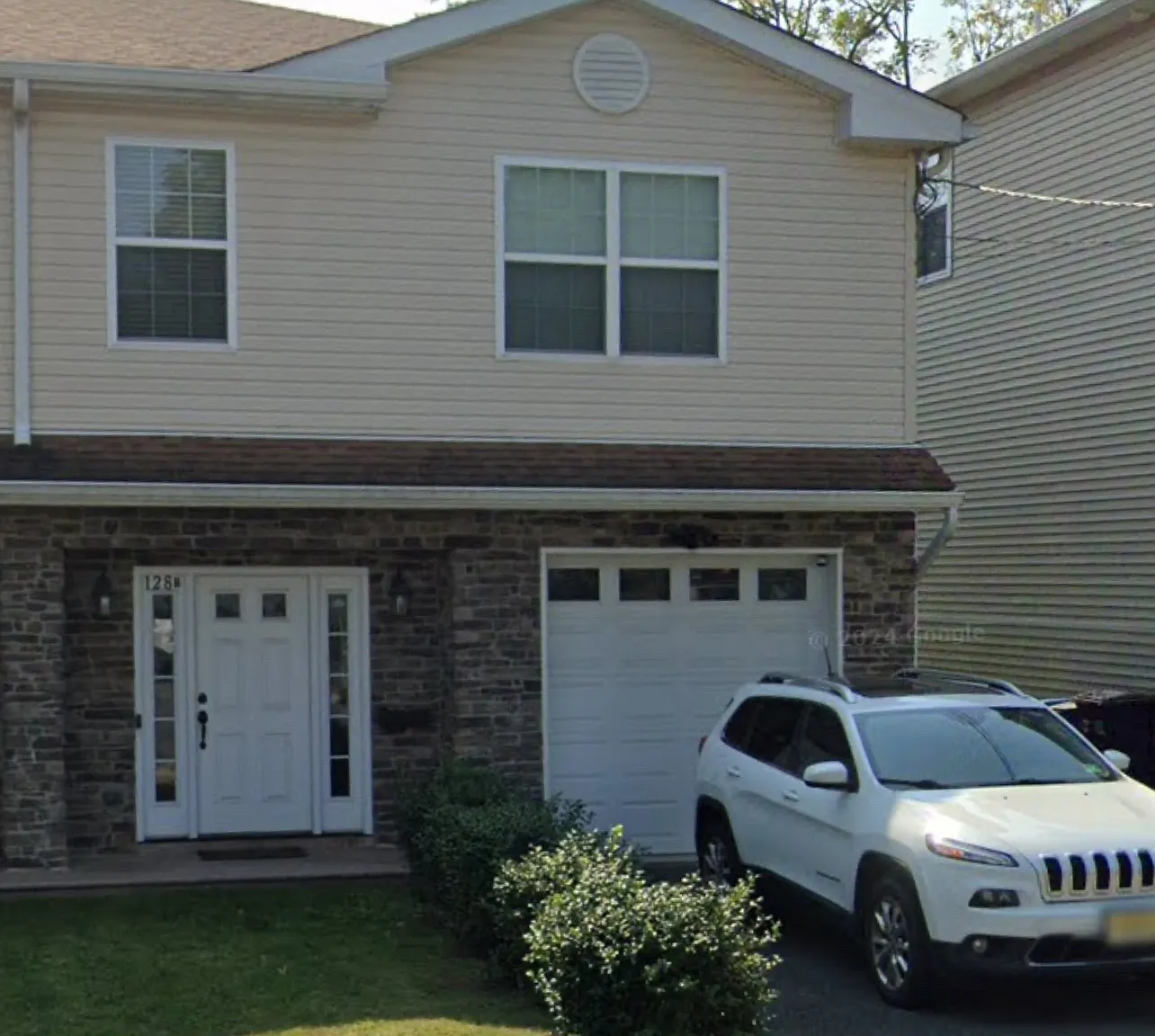 3 bed, 2000 sqft, $3,800 — Photo 1