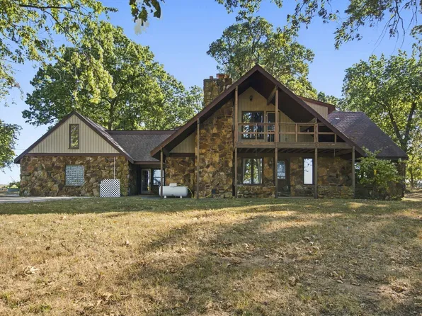 12940 W Farm Rd 34, Ash Grove, MO 65604